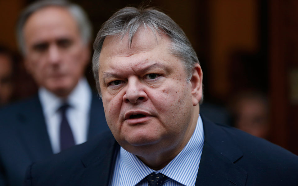 ο-ευ-βενιζέλος-επιμένει-σε-αλλαγή-εκλο-2050723