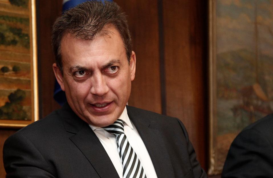 η-τρόικα-κρατά-κλειστά-χαρτιά-για-εργα-2047800