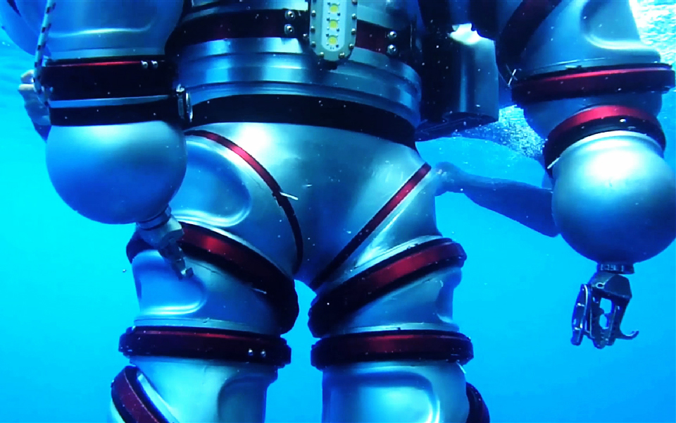 στα-νερά-των-αντικυθήρων-2048487