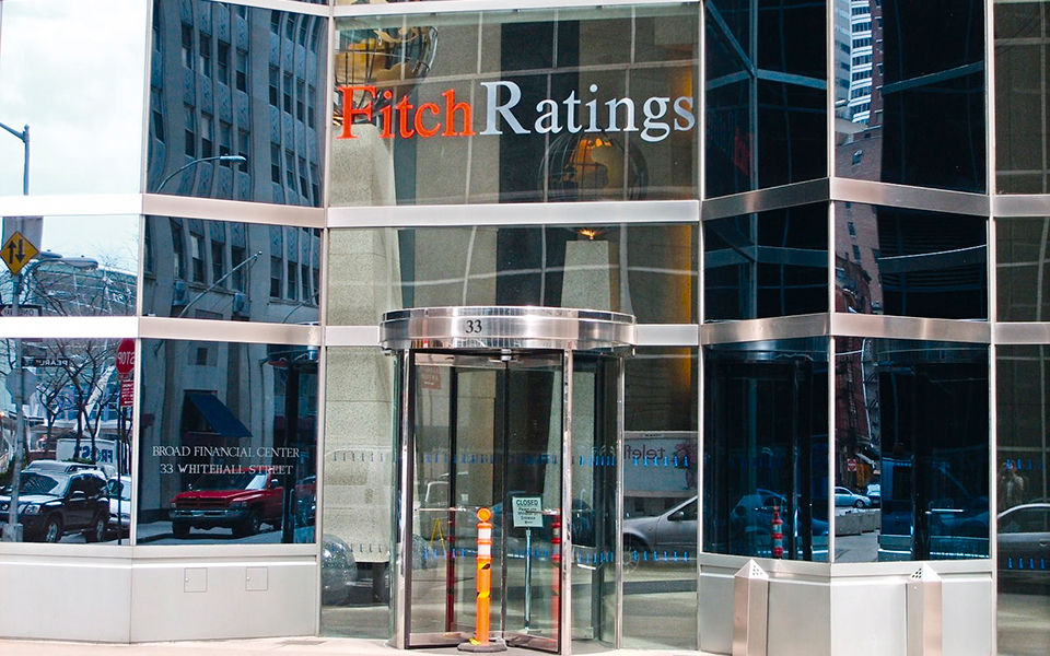 fitch-4-λόγοι-αναβάθμισης-3-υποβάθμισης-της-2052822