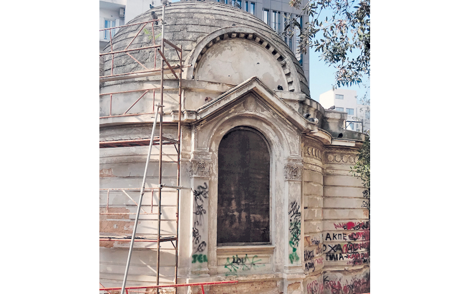 το-εκκλησάκι-του-κτήματος-θων-2053007