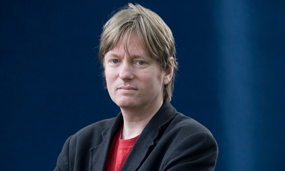 ενας-συγγραφέας-που-πήρε-σύνταξη-από-μ-2053227