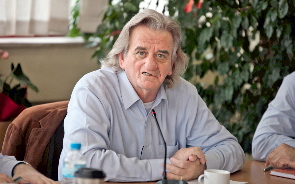 το-μέλλον-του-είναι-στη-showbiz-2055009