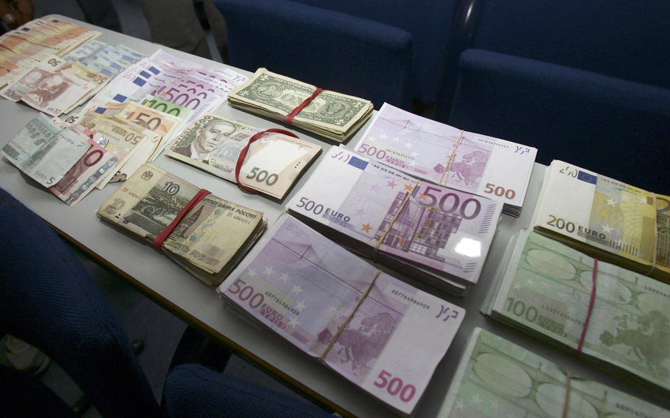 για-ποιους-ανοίγουν-οι-στρόφιγγες-του-2052288