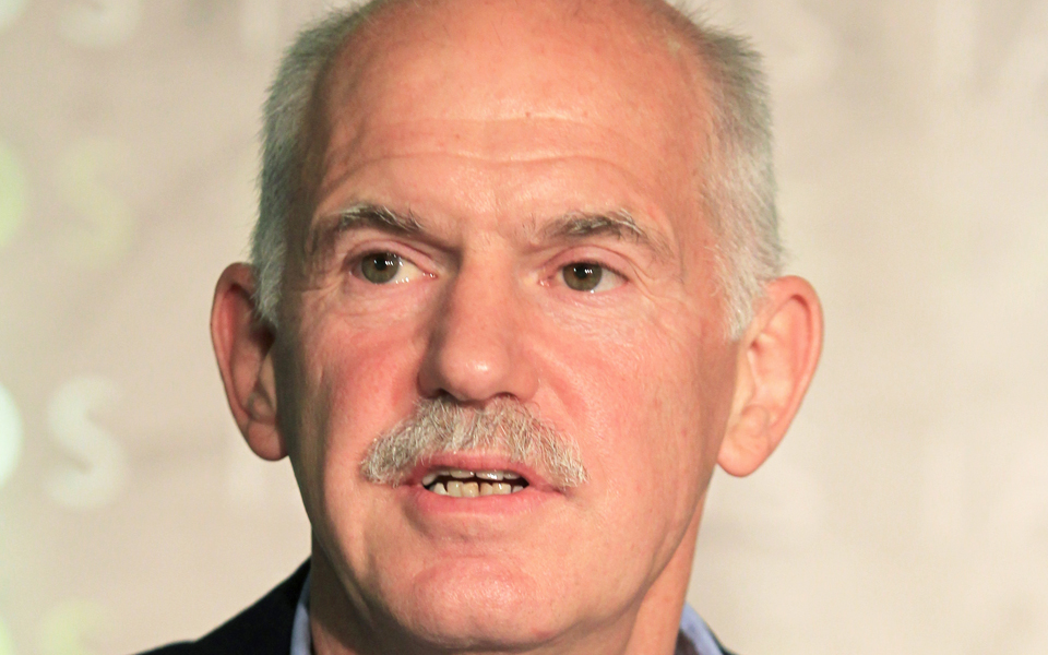 ο-κ-γ-παπανδρέου-έβαλε-νάρκη-στο-πασοκ823-2055649