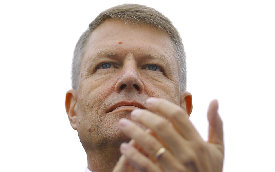 η-ρουμανία-ακόμη-πιο-σφιχτά-στο-άρμα-τη-2055661