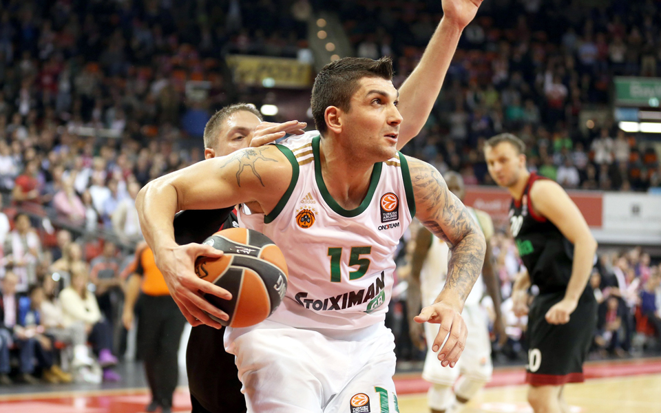 ενας-ουρουγουανός-διαπρέπει-στο-μπάσ-2056382