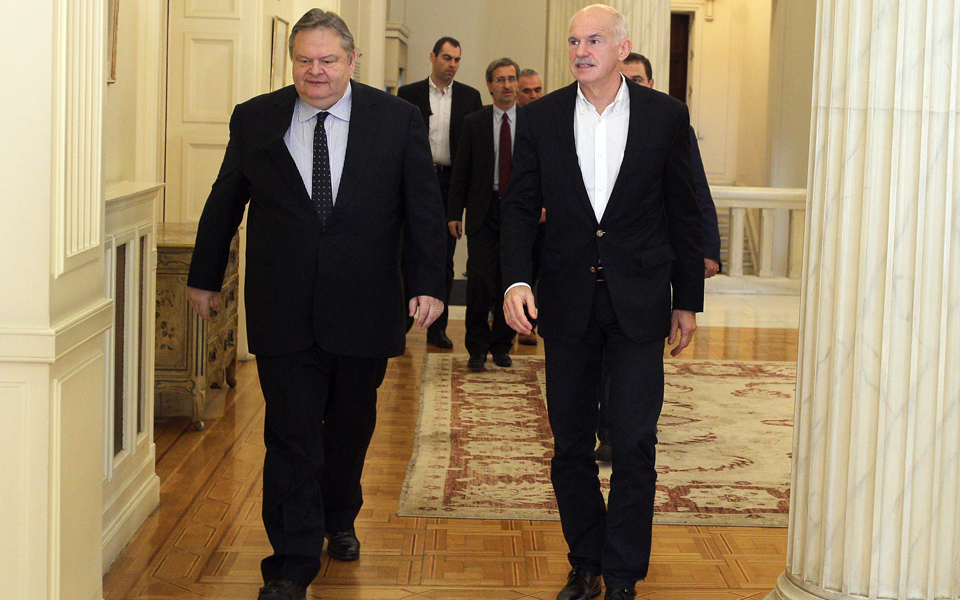 ο-γ-παπανδρέου-αμφισβητεί-το-όνομα-2056530