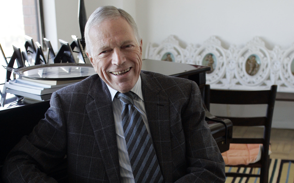 φελπς-ενα-συνετό-μείγμα-θα-σώσει-την-ελ-2054524