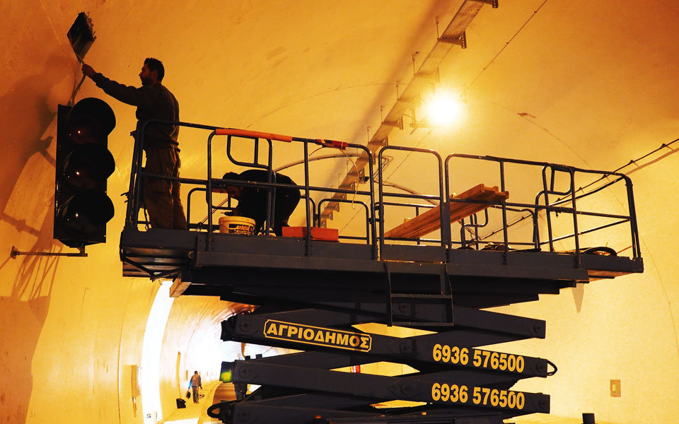 όταν-ο-δρόμος-φεύγει-2055777