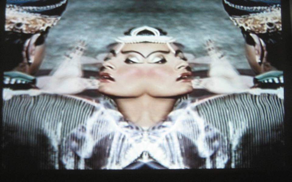 μνήμη-σώμα-οικογένεια-οι-άξονες-της-αμ-2055390