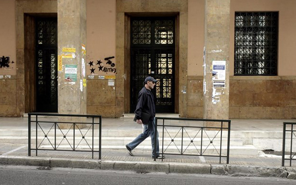 εισβολή-επίδοξων-καταληψιών-στη-νομι-2054919