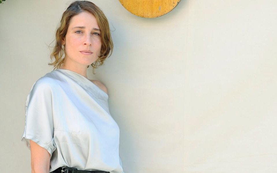 αγγελική-παπούλια-εσωτερικές-εκρήξε-2053602