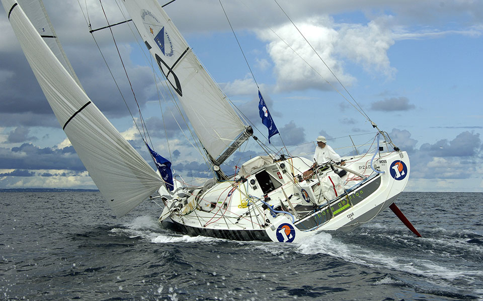 3-542-μίλια-μόνοι-2054668