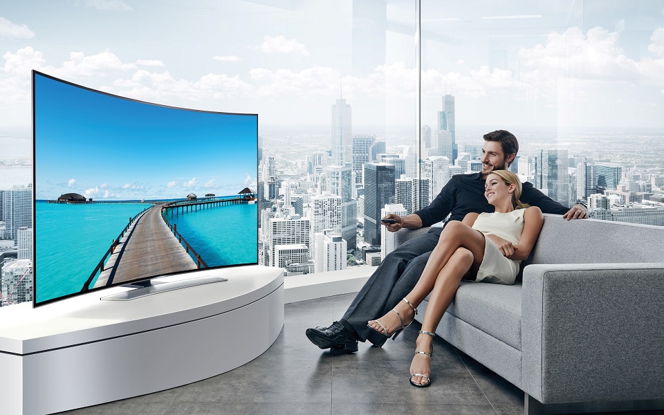 δεμένοι-οι-ευρωπαίοι-τηλεθεατές-με-2054303