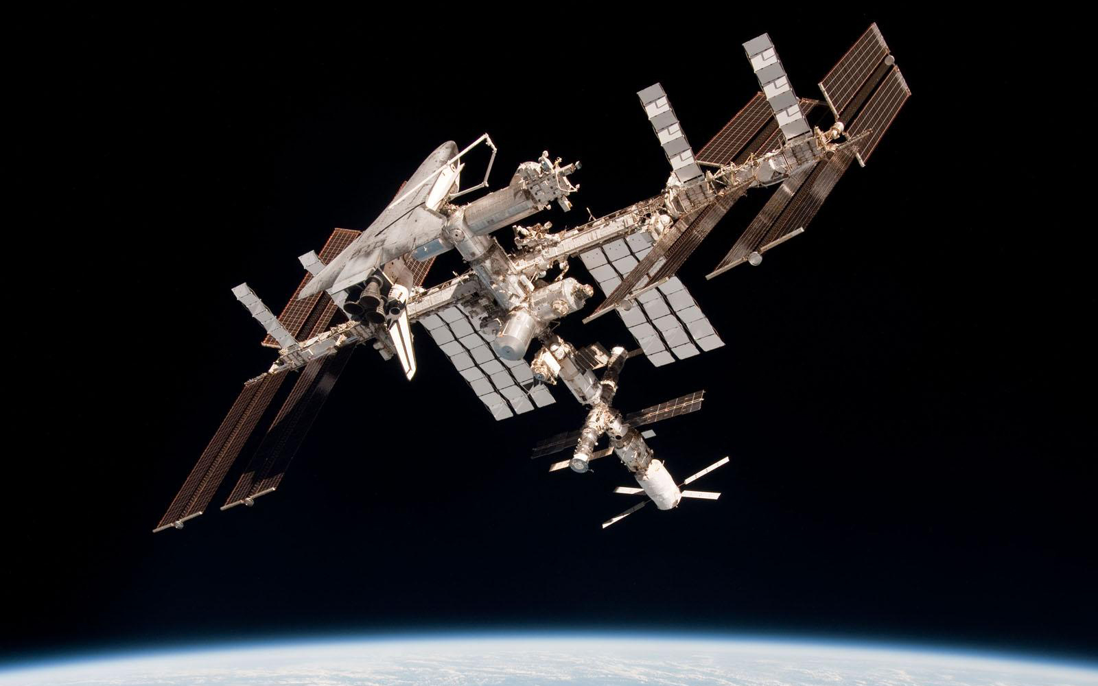 σκάφος-της-esa-έσωσε-τον-iss-από-διαστημικά-σ-2052874