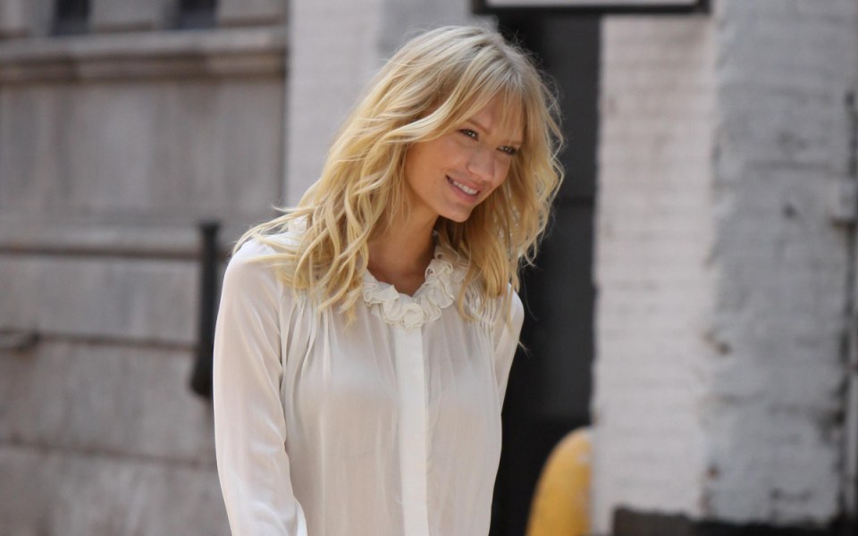 3-εύκολες-σπιτικές-μάσκες-για-λαμπερά-μ-2055498