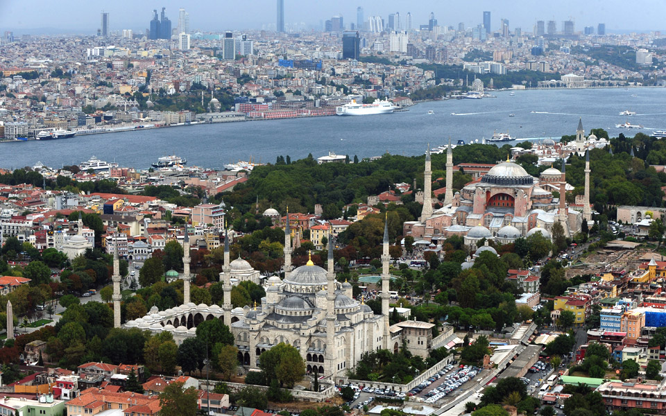 οι-ελληνες-αγαπούν-την-τουρκία-2053202