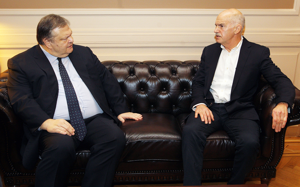 βαθαίνει-το-ρήγμα-εντός-του-πασοκ-2056075