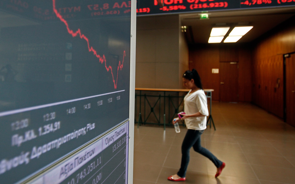 στα-32816-δισ-ο-δανεισμός-των-εισηγμένων-2053555