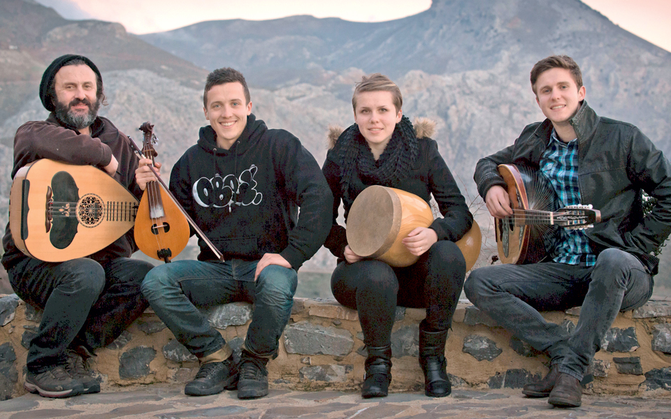 ξυλούρηδες-παράδοση-μουσική-και-πολι-2061481