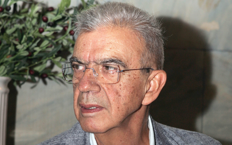 ο-ωραίος-λοχαγός-2058181