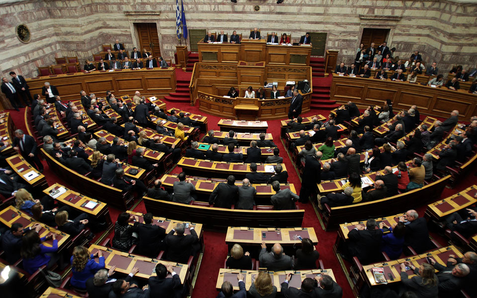 ελληνικές-παραδόσεις-που-δεν-σπάνε-2060866