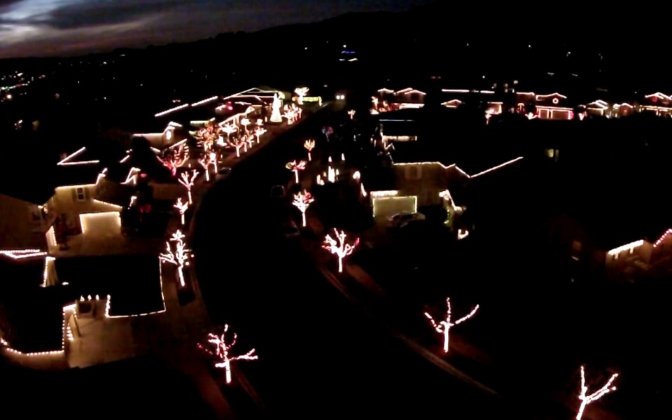 all-i-want-for-christmas-ο-πιο-μελωδικός-δρόμος-των-χριστο-2058400