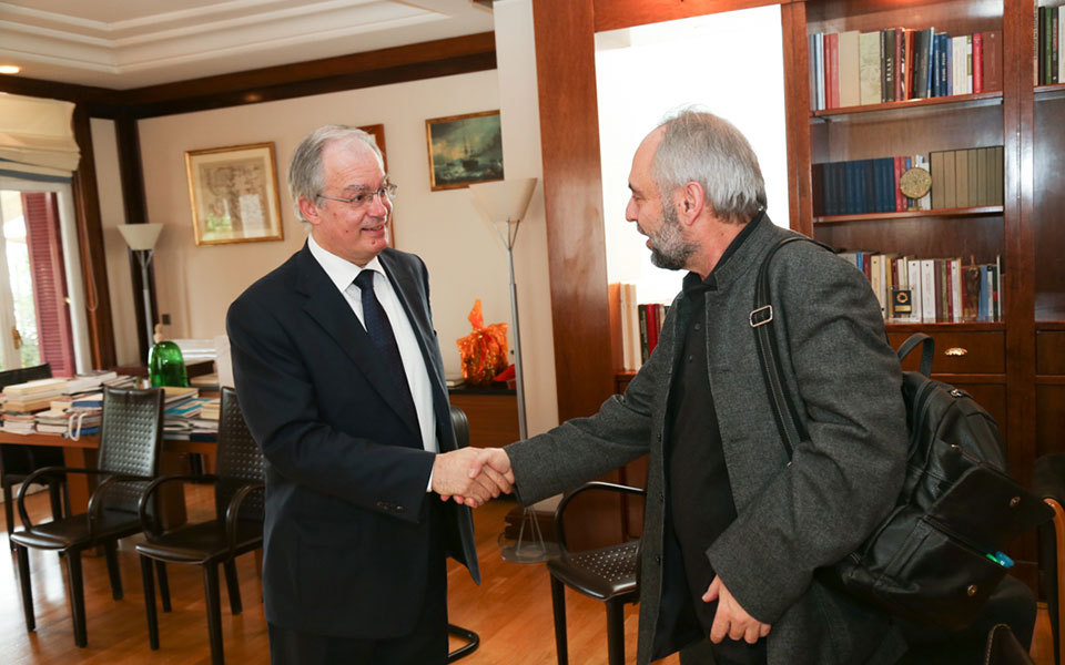 φως-για-το-θεατρικό-μουσείο-και-την-ορχ-2057576