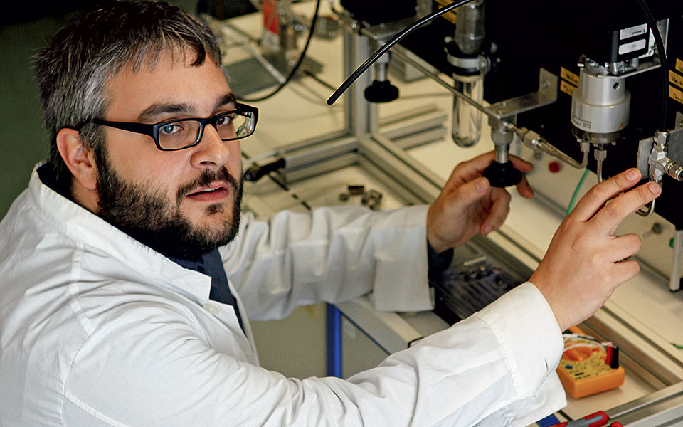 γιατί-το-γερμανικό-κράτος-βράβευσε-το-2056751