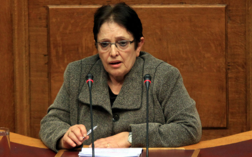 αλ-παπαρήγα-δεν-φοβόμαστε-τις-εκλογέ-2057994