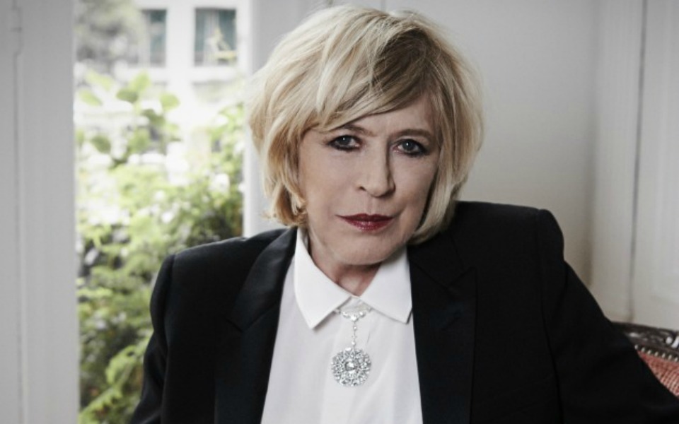 ερωτεύτηκα-μια-67χρονη-2059860