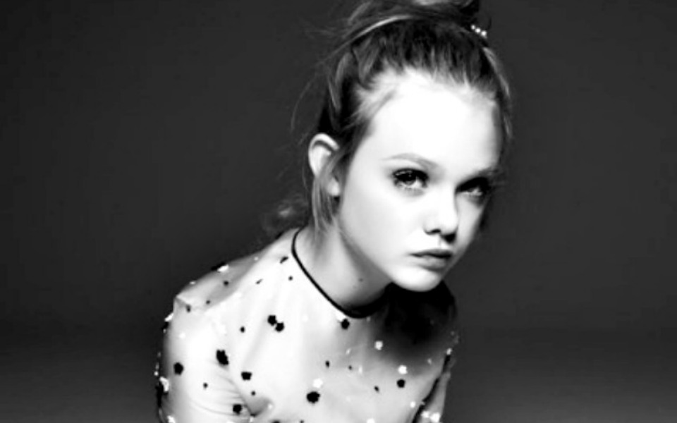 εσύ-που-τα-χριστούγεννα-σου-φέρνουν-λύ-2060740