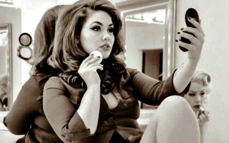 πόση-κυτταρίτιδα-χωράει-σε-μια-selfie-2058578