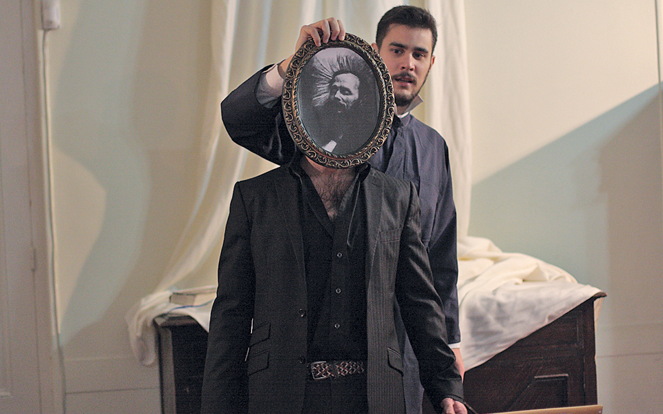 αδελφοί-καραμάζοφ-μια-διαφορετική-2060765