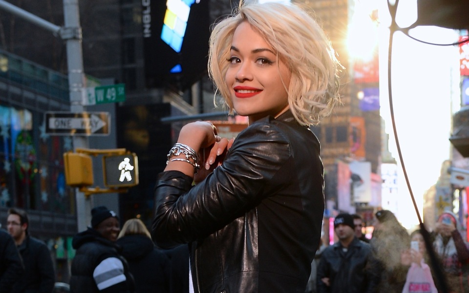 τι-μας-κάνει-πραγματικά-ευτυχισμένου-2056789