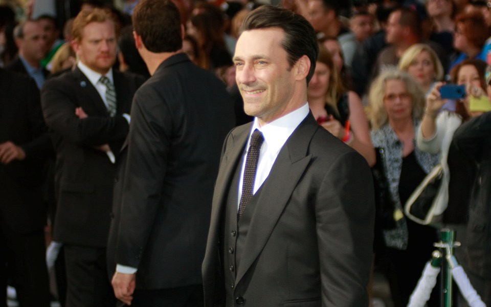 ο-jon-hamm-δεν-έχει-τίποτα-κοινό-με-τον-don-draper-2058853