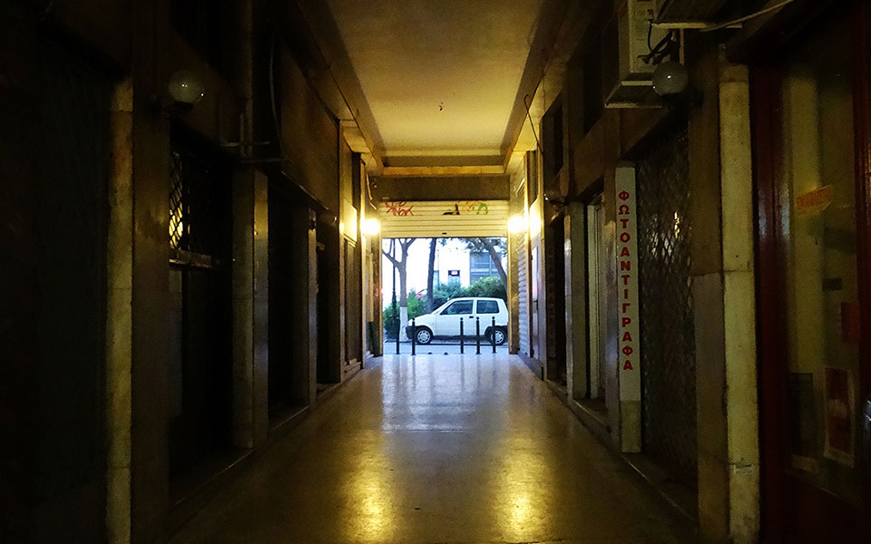 η-αθήνα-που-ζει-σιωπηλά-2061285