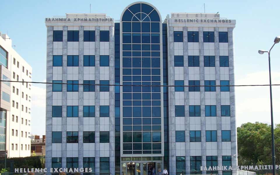 μικρή-πτώση-με-χαμηλό-τζίρο-στο-χρηματ-2059561