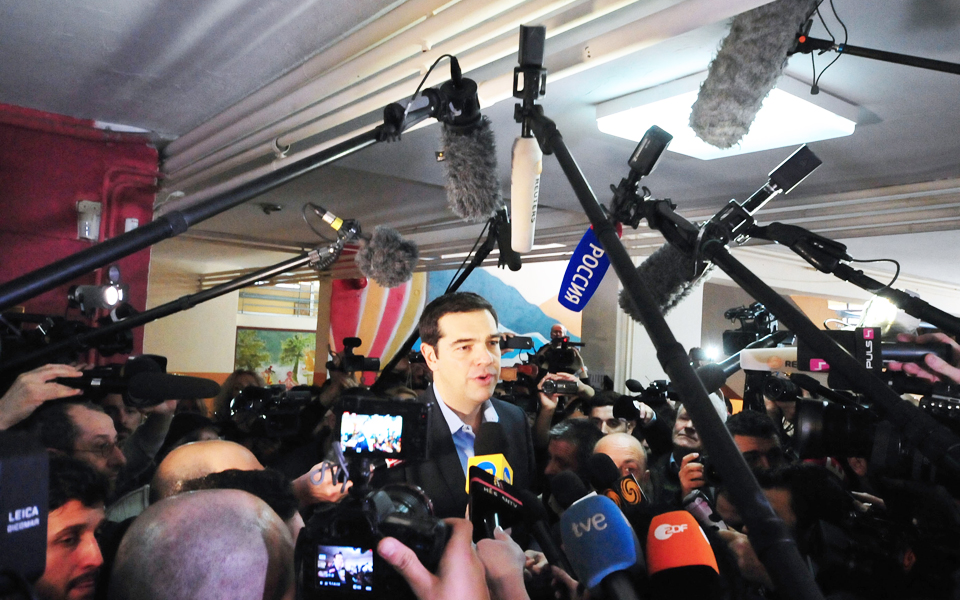 tο-μακρύ-ταξίδι-της-ημέρας-στη-νύχτα-των-2065234