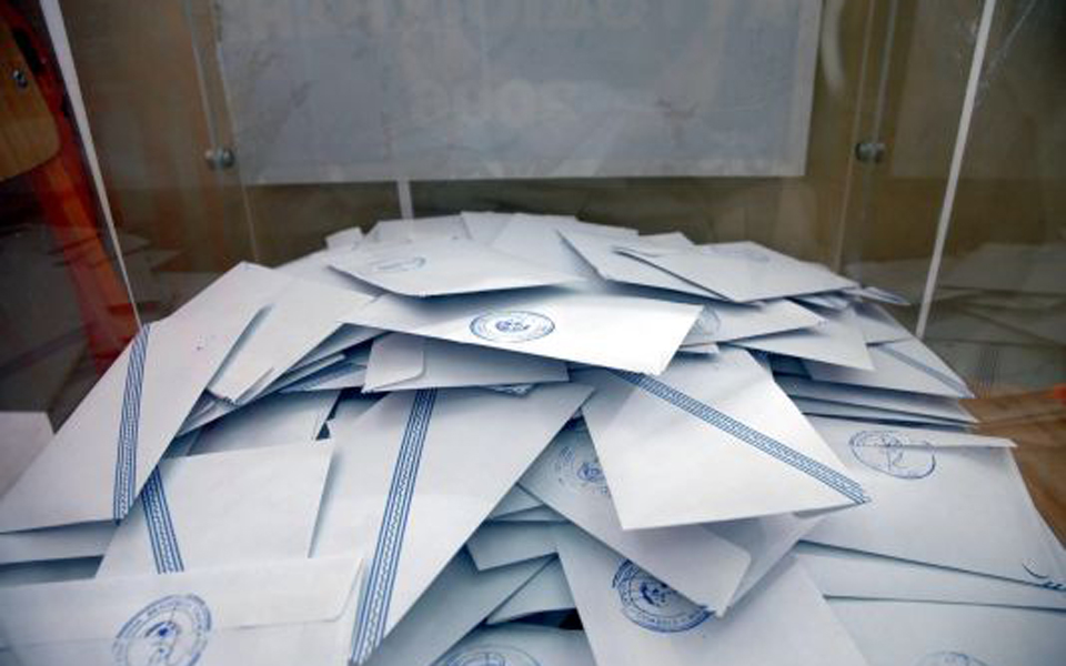 αγώνας-δρόμου-για-εκλογείς-με-προορ-2065146