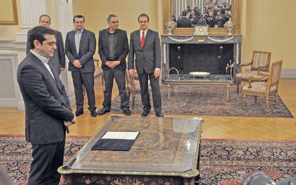 κυβέρνηση-συριζα-με-τους-ανελ-2065308