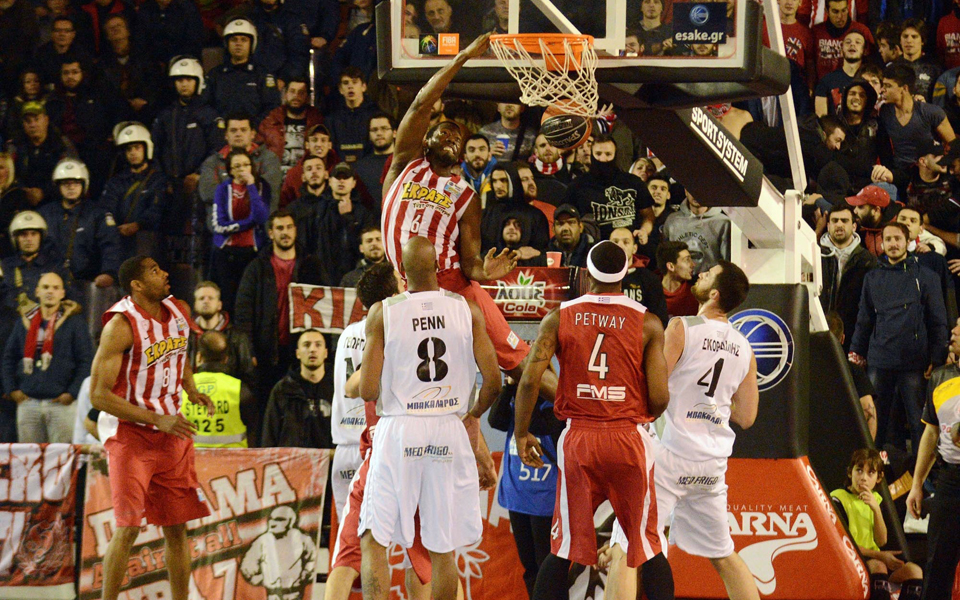 στο-ρελαντί-ο-ολυμπιακός-με-άγχος-ο-παν-2065324