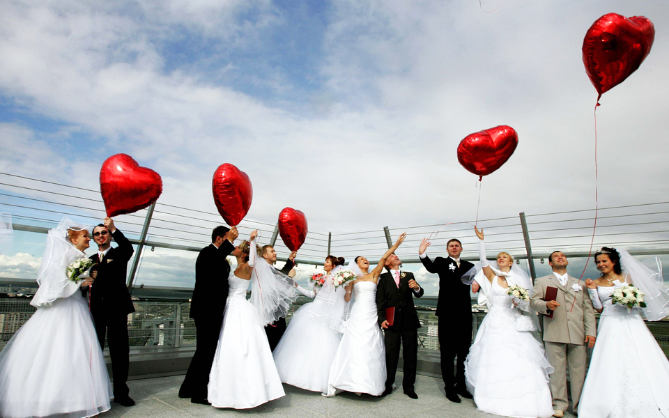 η-φιλία-συζύγων-φέρνει-ευτυχία-2062475