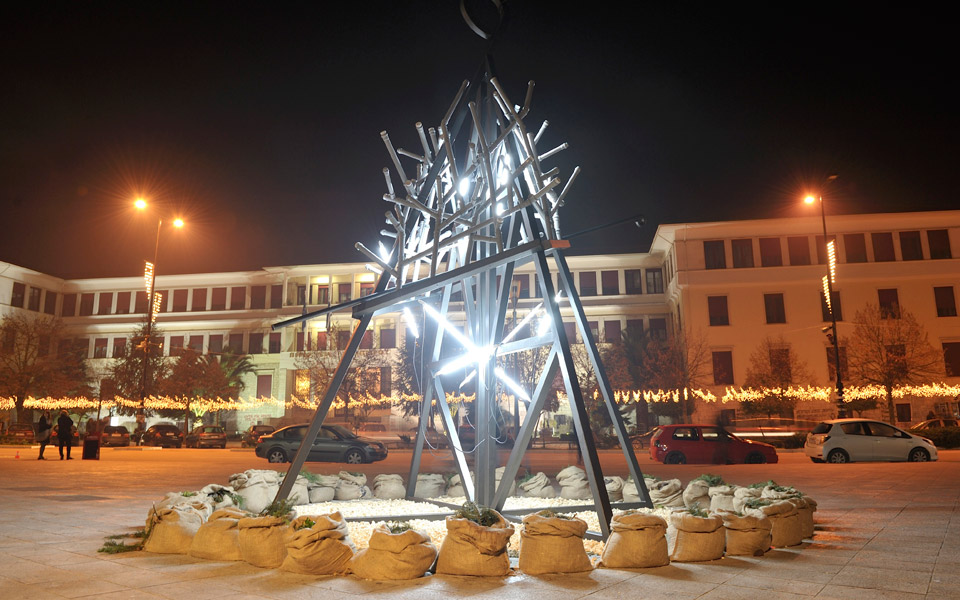 tα-φώτα-άναψαν-και-έσβησαν-στα-γιάννεν-2061671