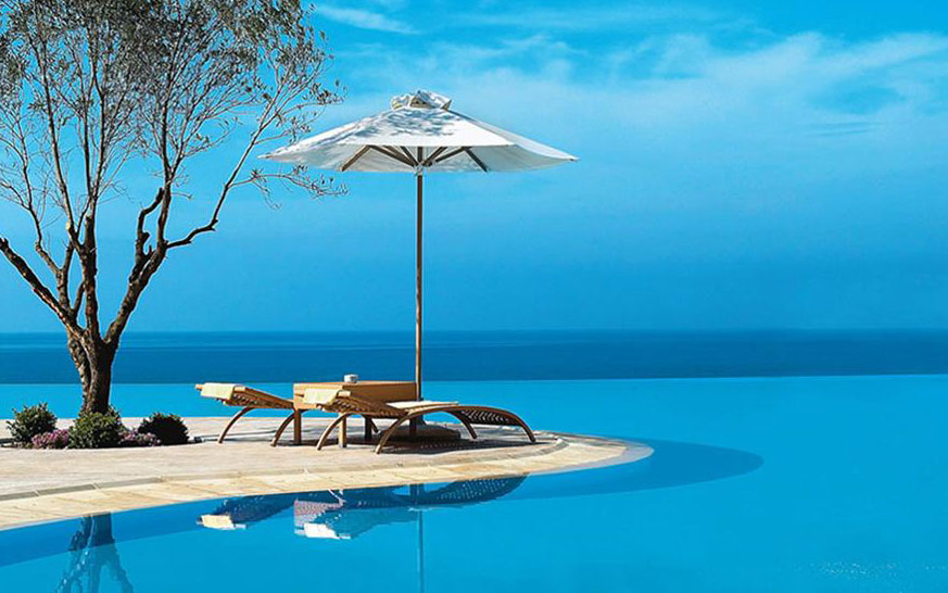 οκτώ-ελληνικά-ξενοδοχεία-μεταξύ-των-κ-2064737