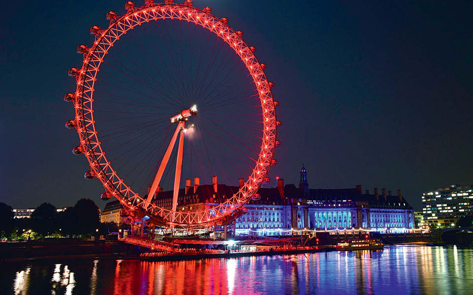 το-london-eye-έγινε-κόκκινο-2064945