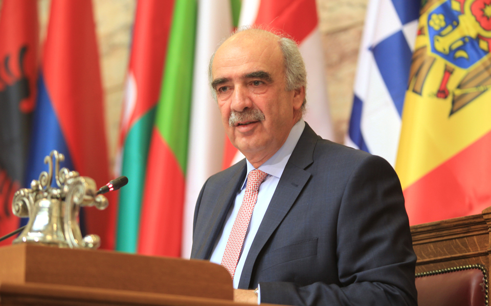 κριτική-για-την-επικοινωνιακή-στρατη-2064854