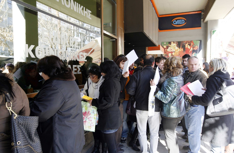 η-ελλάδα-πρώτη-σε-ποσοστά-μακροχρόνια-2062388