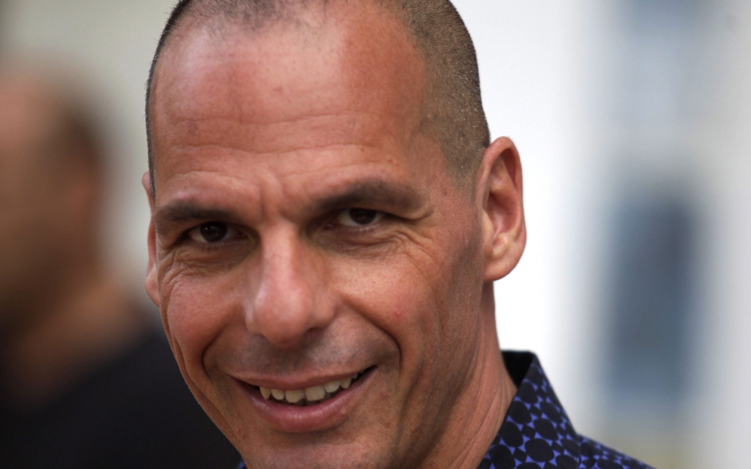 και-υπουργός-και-μπλόγκερ-ο-γιάνης-βαρ-2065367